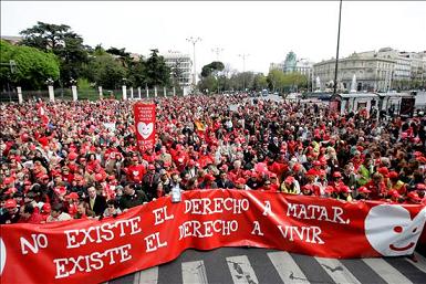 20091018002146-aborto312383293961723873419.jpg